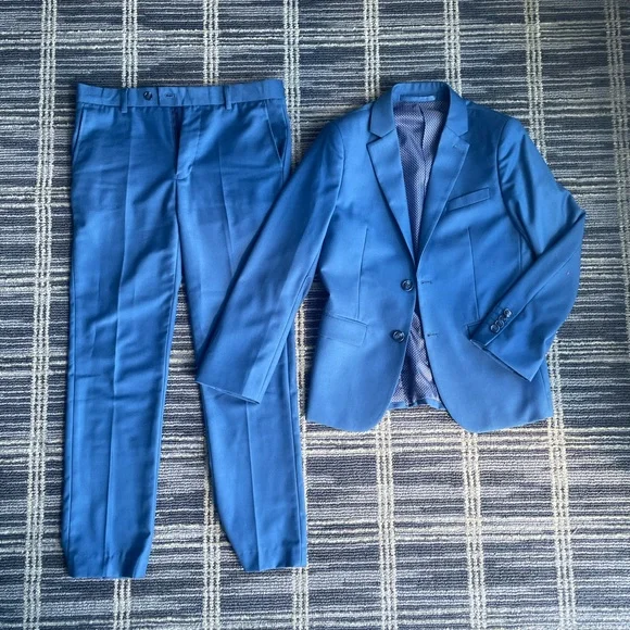 Isaac Mizrahi Vibrant Blue Pants and Blazer